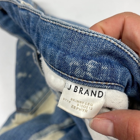 J Brand Zephyr Bleach Marked Denim Skinny Jeans Size 27 - Picture 4 of 9